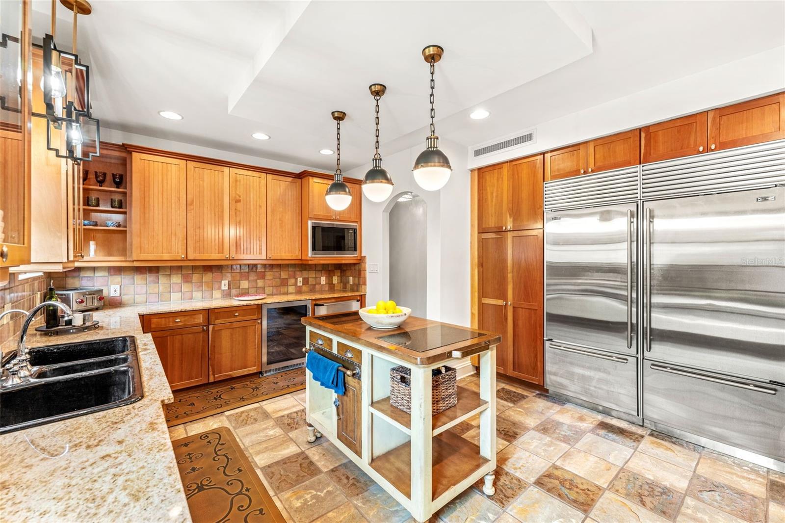 EDGEWATER HEIGHTS - Residential