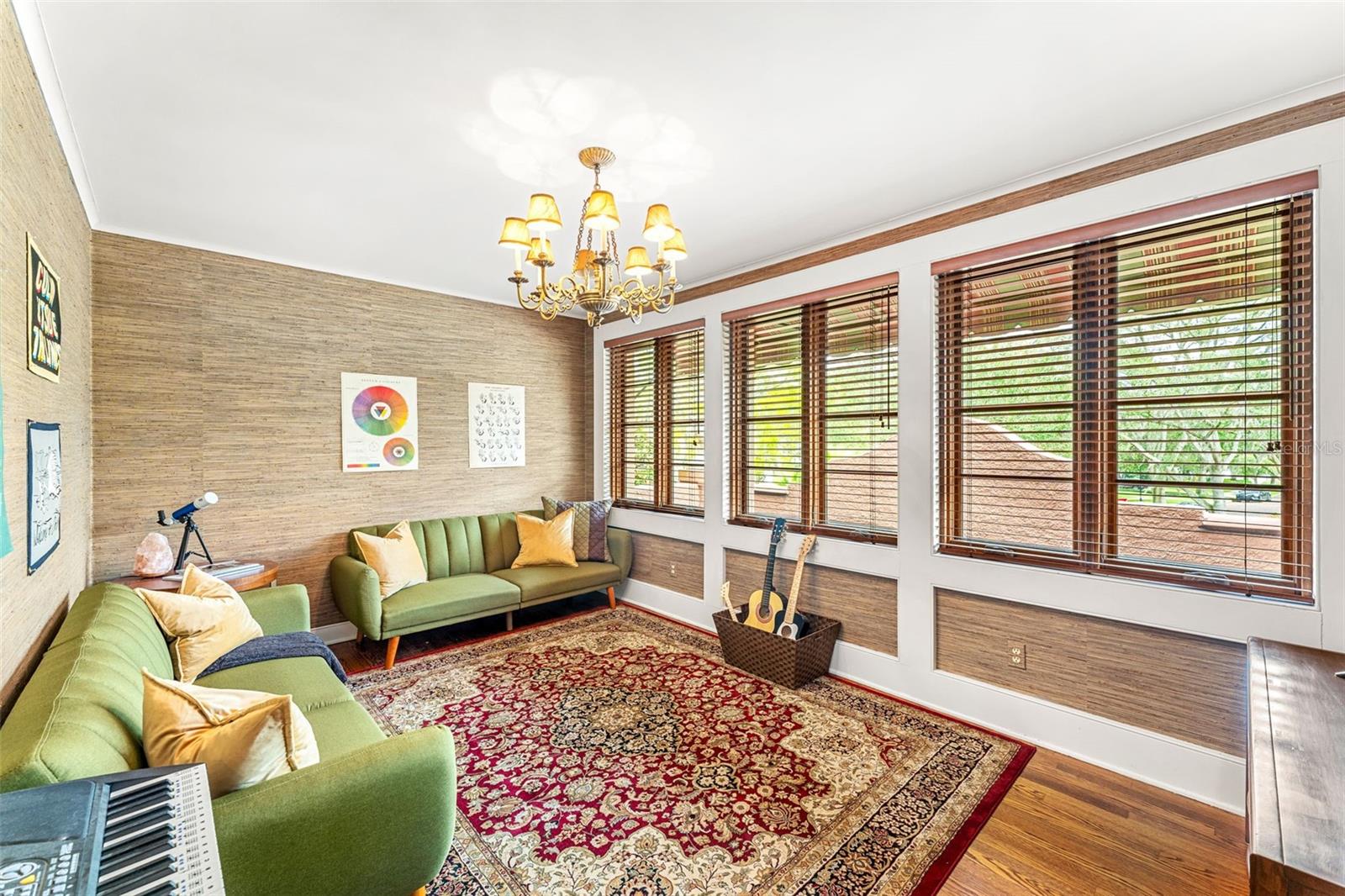 EDGEWATER HEIGHTS - Residential