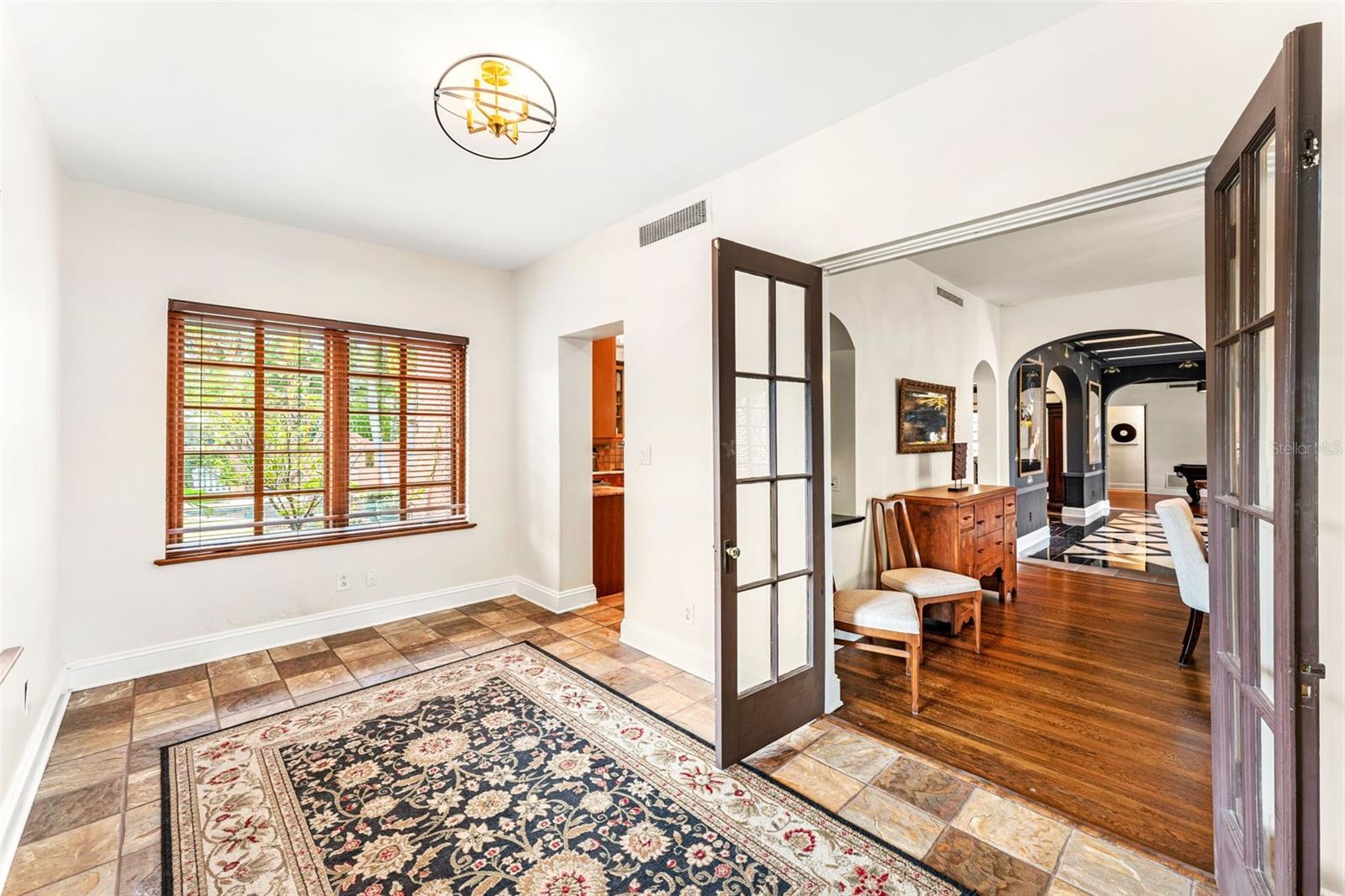 EDGEWATER HEIGHTS - Residential