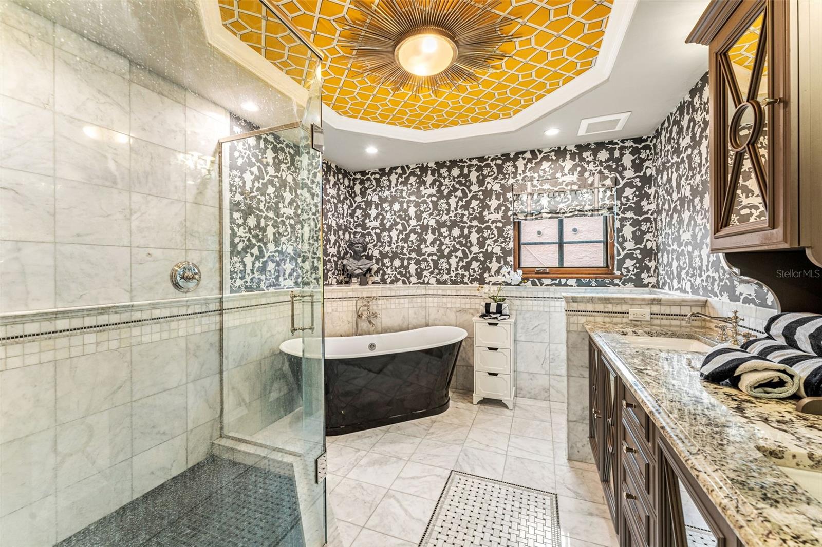 EDGEWATER HEIGHTS - Residential