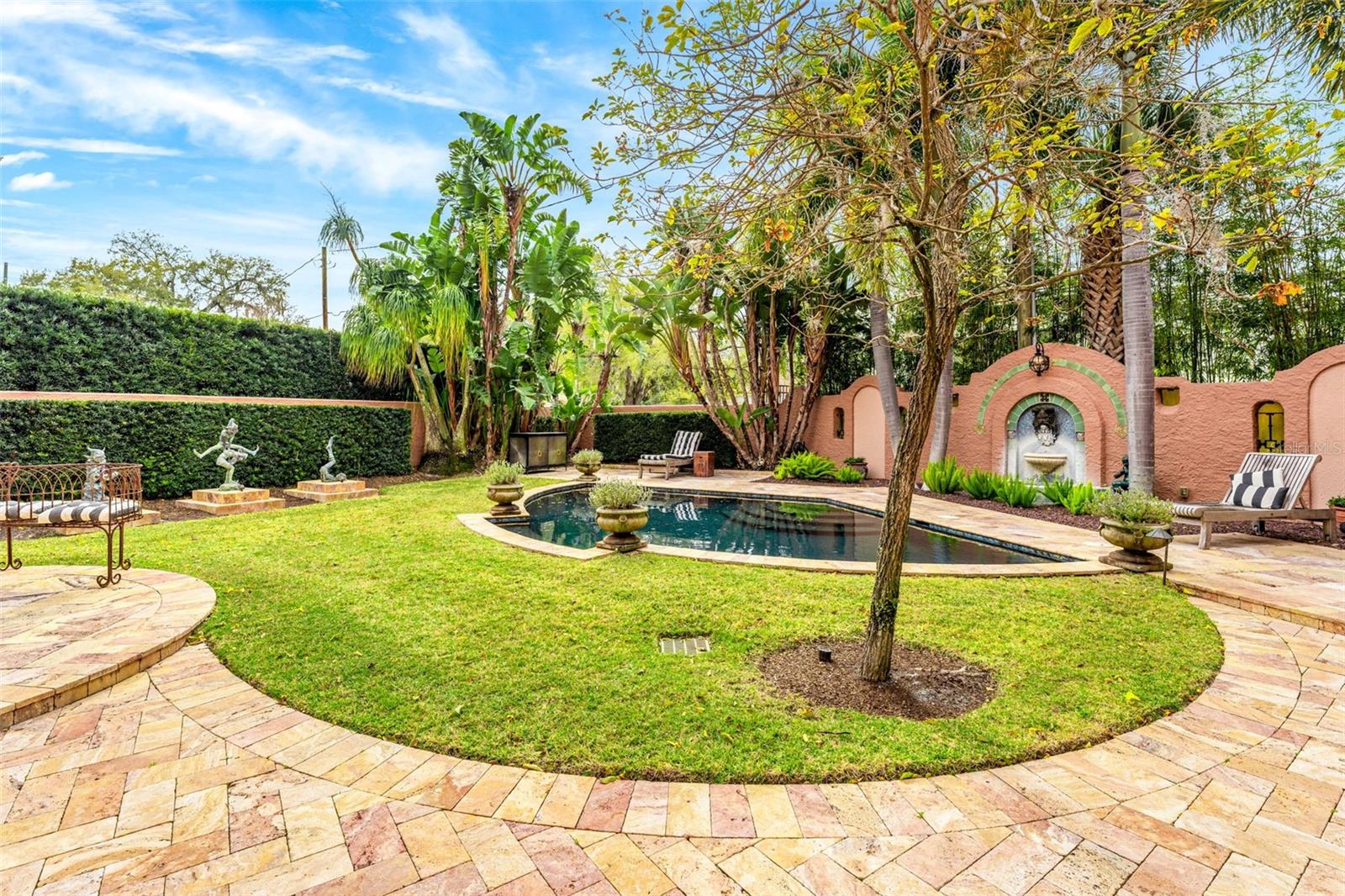 EDGEWATER HEIGHTS - Residential