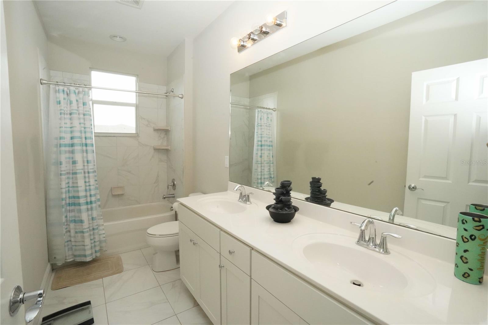 VIZCAYA FALLS 1 - Residential