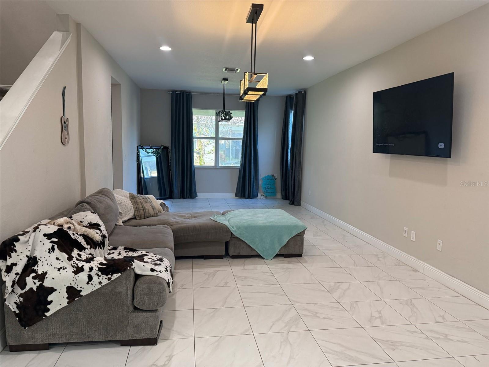 VIZCAYA FALLS 1 - Residential