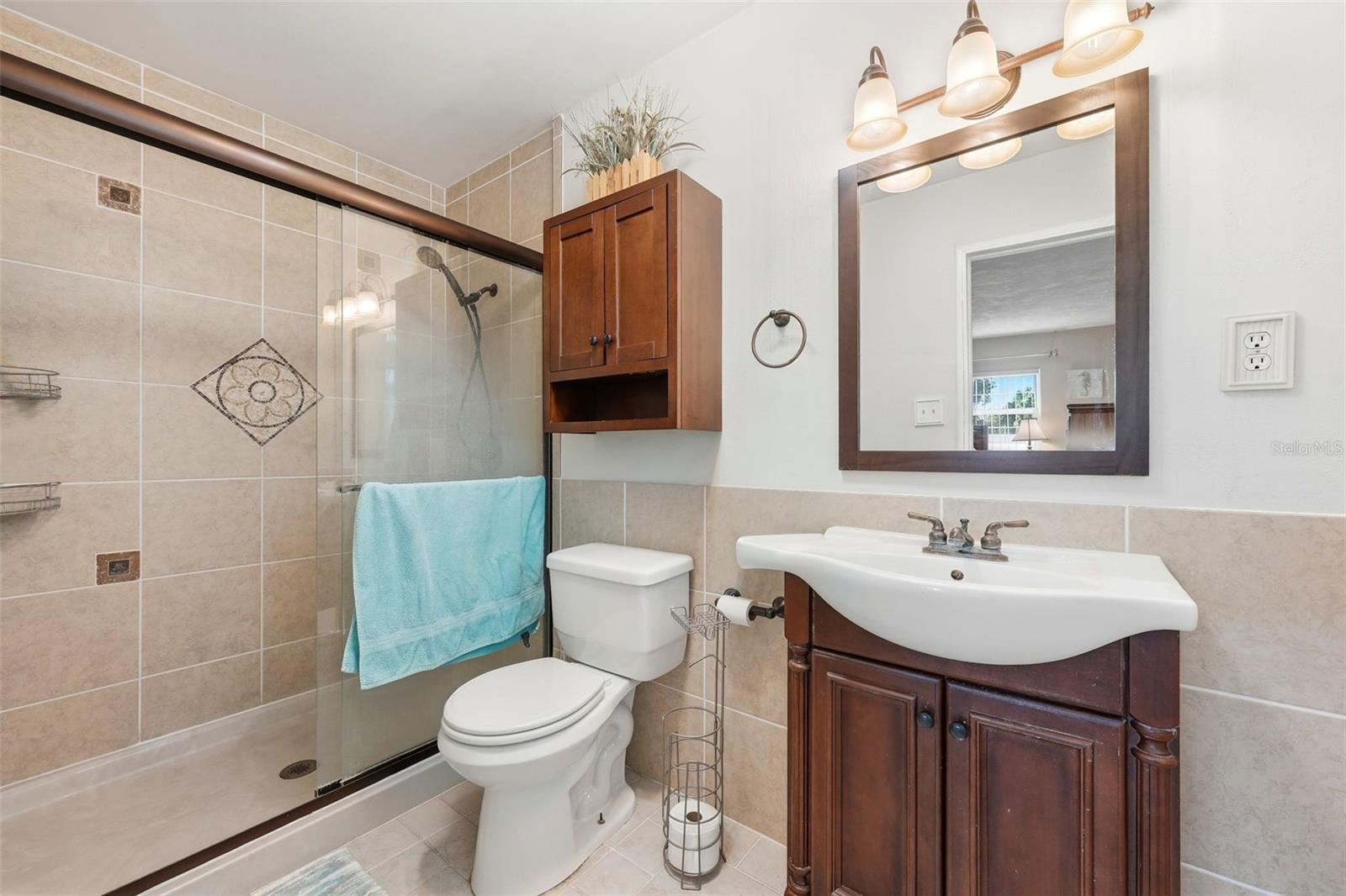 BEVERLY HILLS UNIT 05 - Residential