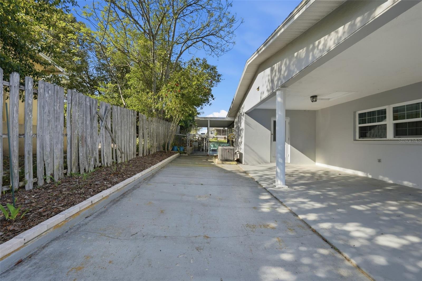 BEVERLY HILLS UNIT 05 - Residential