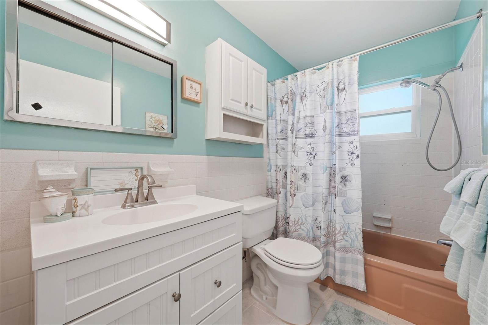 BEVERLY HILLS UNIT 05 - Residential