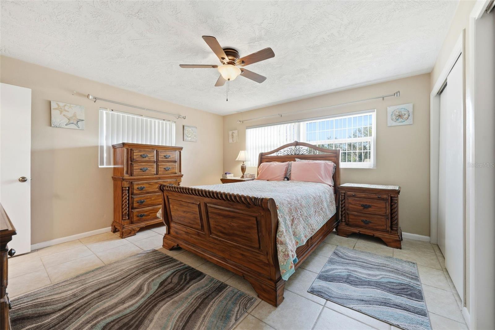 BEVERLY HILLS UNIT 05 - Residential