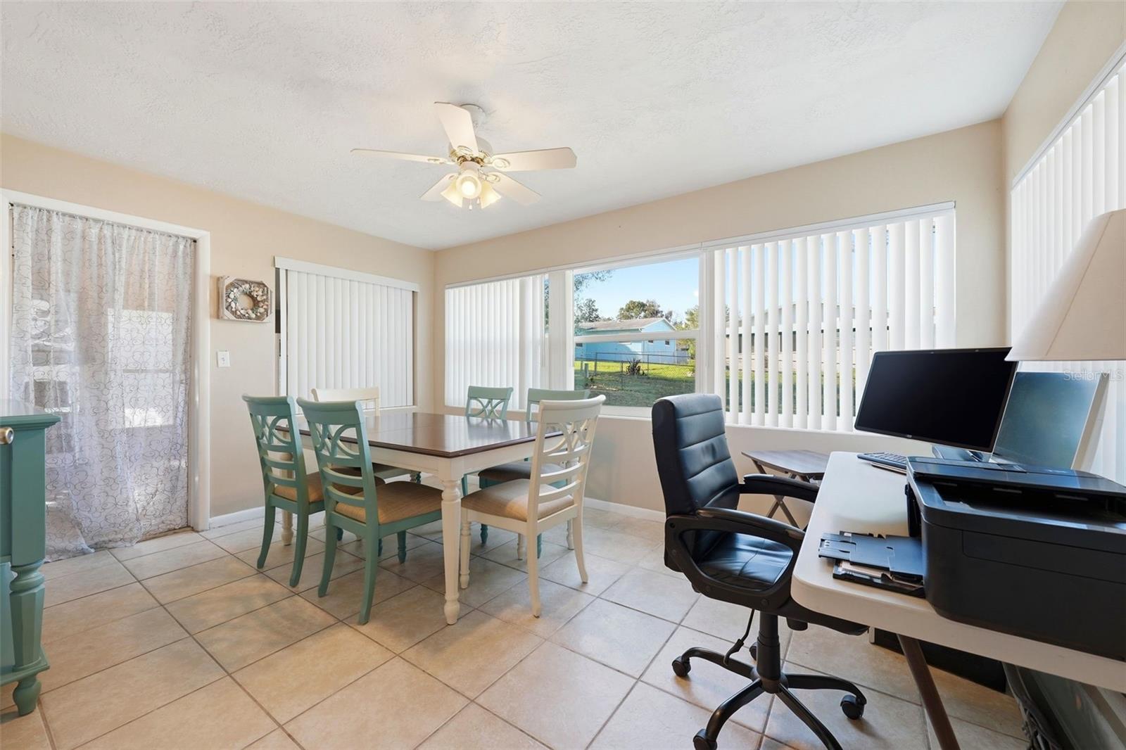 BEVERLY HILLS UNIT 05 - Residential