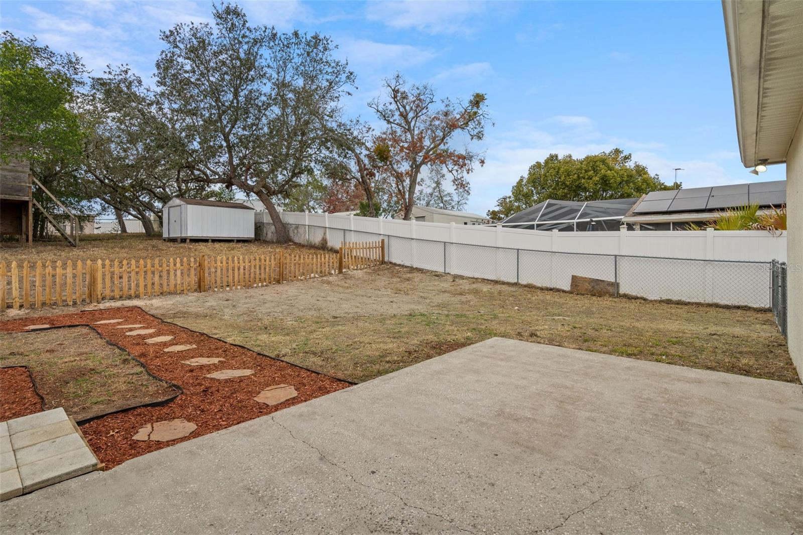 SPRING HILL - Residential