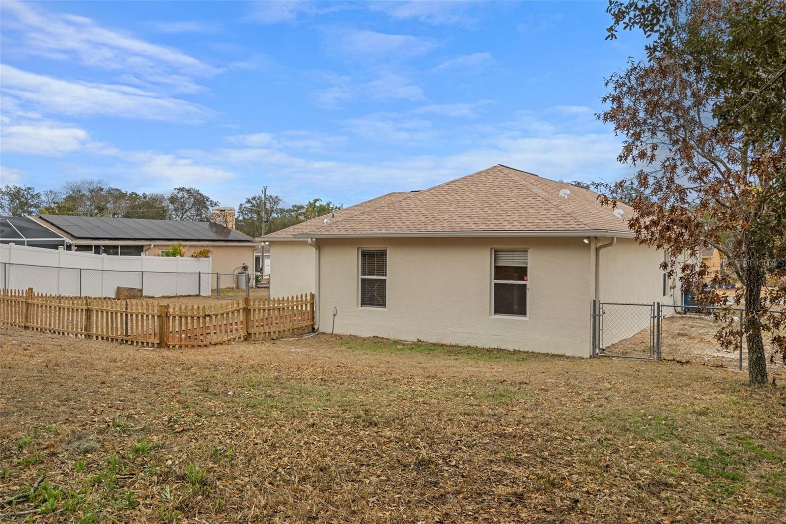 SPRING HILL - Residential