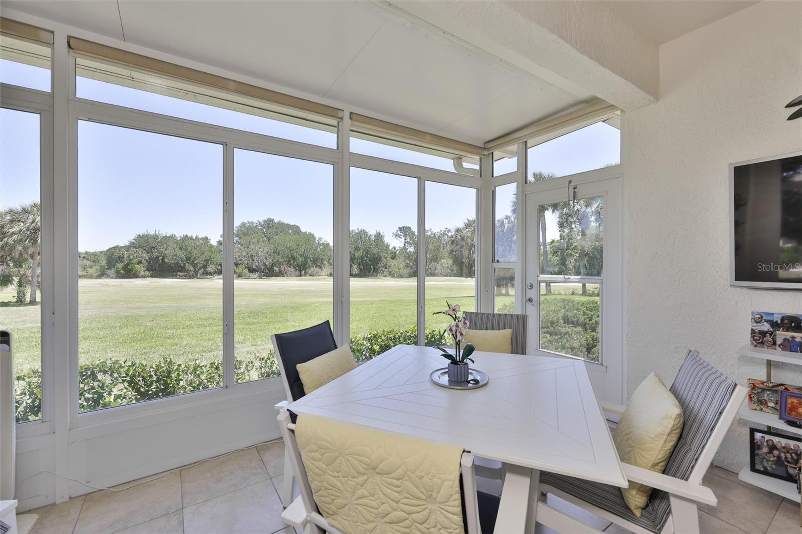 FAIRBOURNE CONDO - Residential