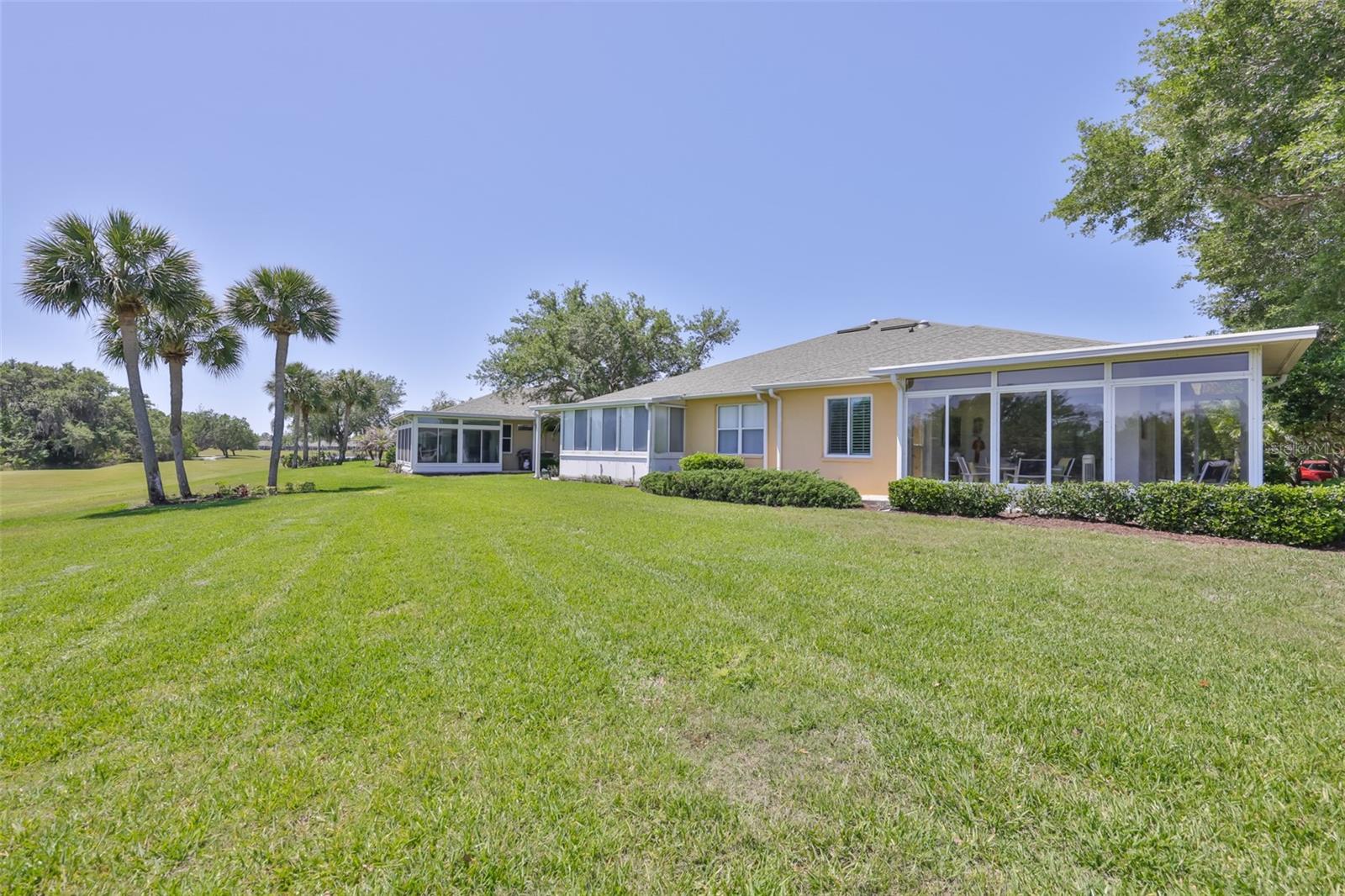 FAIRBOURNE CONDO - Residential