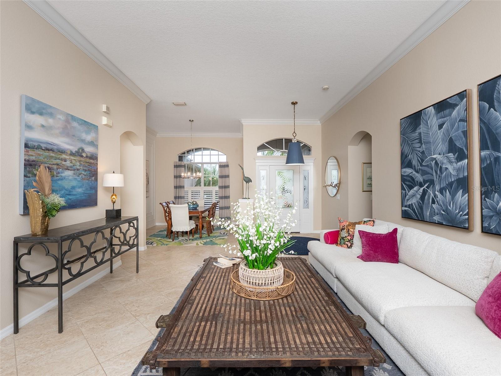 872 CLEAR LAKE DRIVE