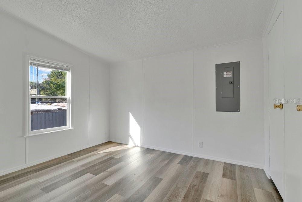 MONTVERDE MOBILE HOME SUB - Residential