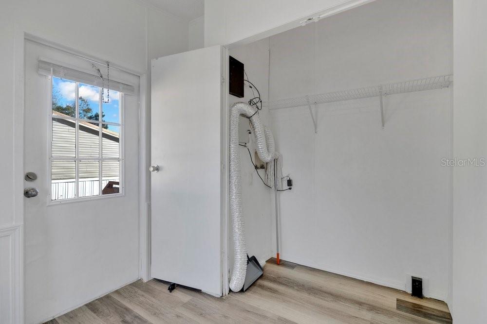 MONTVERDE MOBILE HOME SUB - Residential