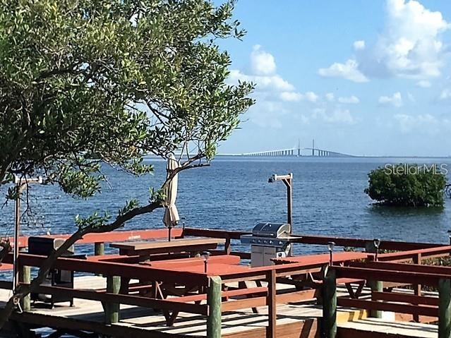 1515 PINELLAS BWY S 15