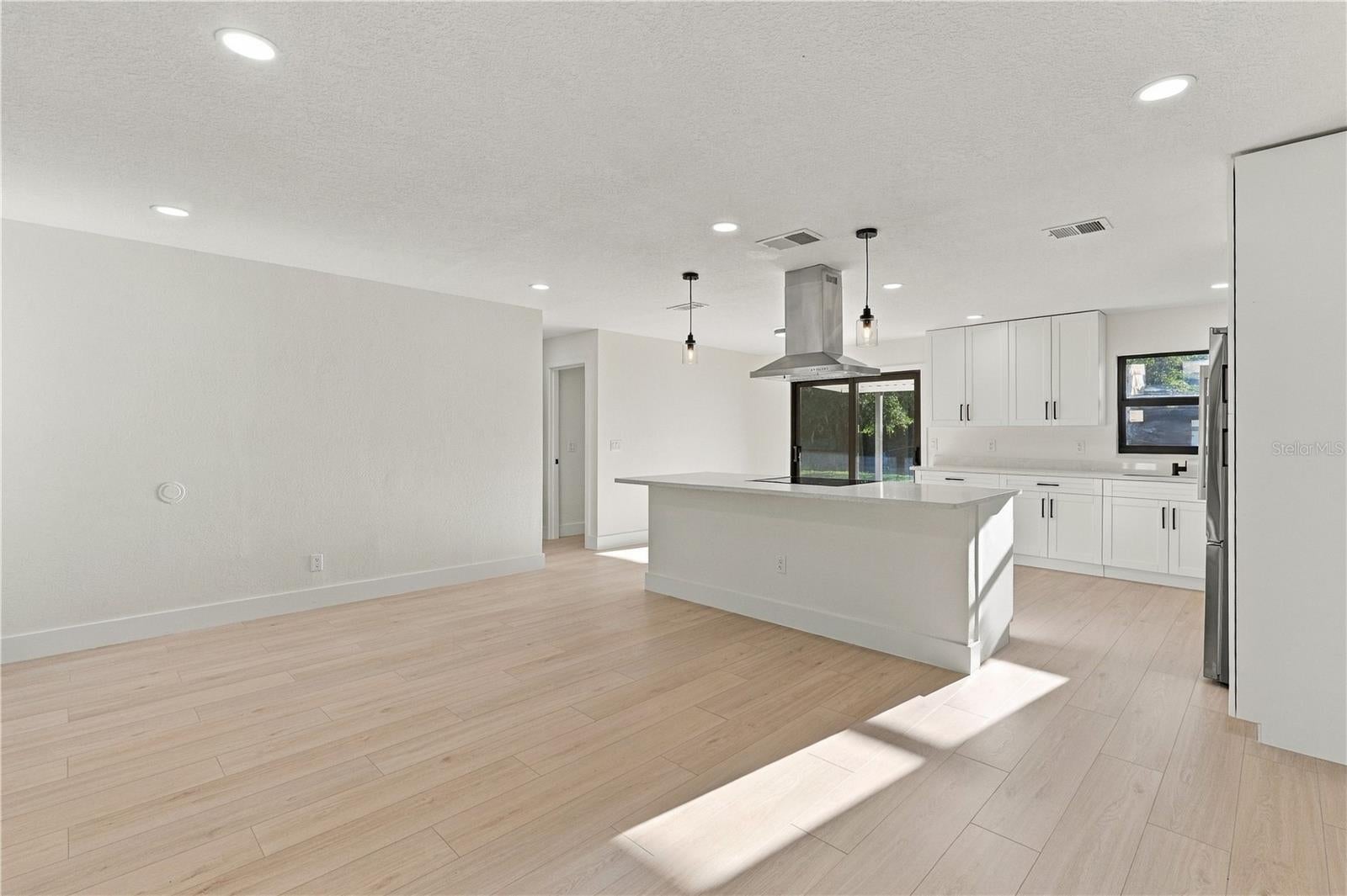 3701 NW 20TH AVENUE