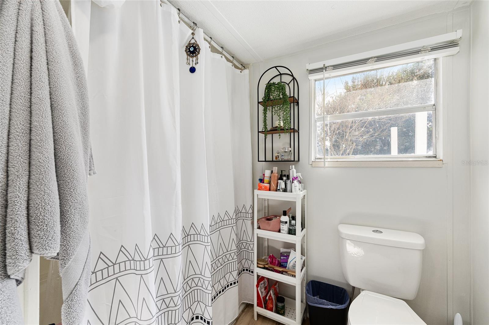 BREEZEWOOD ESTATE - Residential