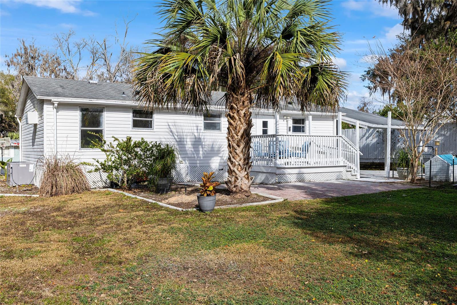 BREEZEWOOD ESTATE - Residential