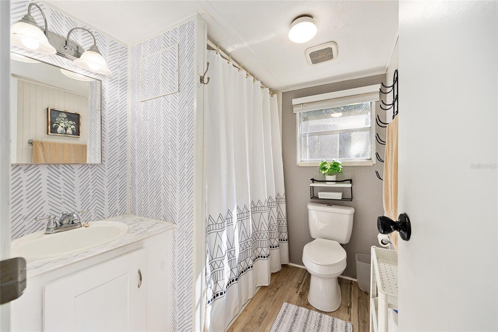 BREEZEWOOD ESTATE - Residential