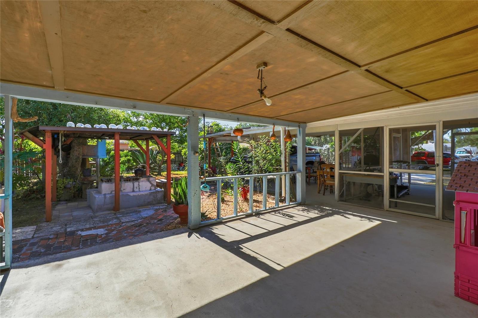 RICHLAND MANOR - Residential