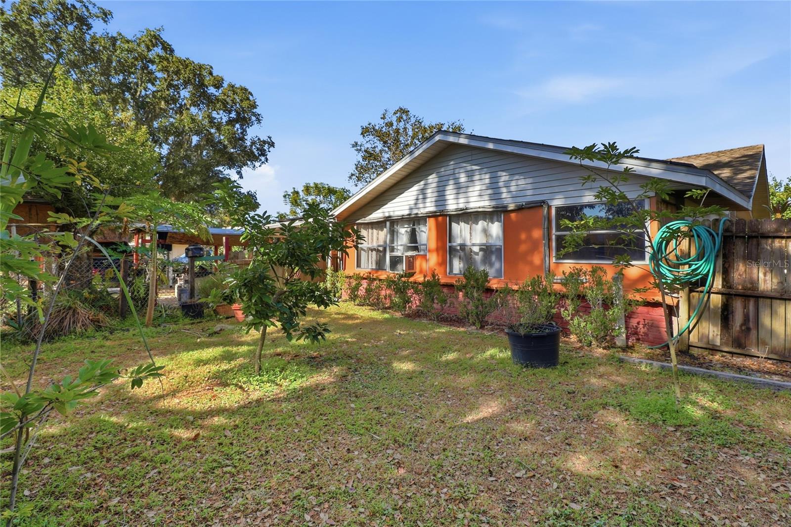 RICHLAND MANOR - Residential