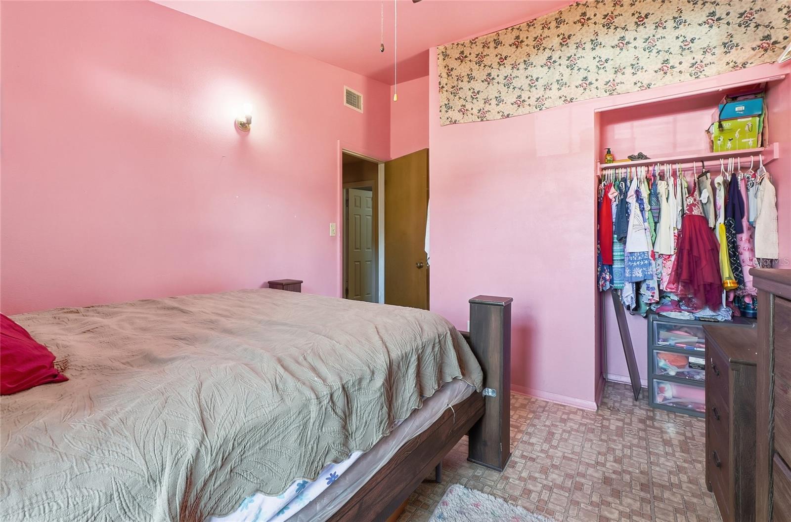 RICHLAND MANOR - Residential