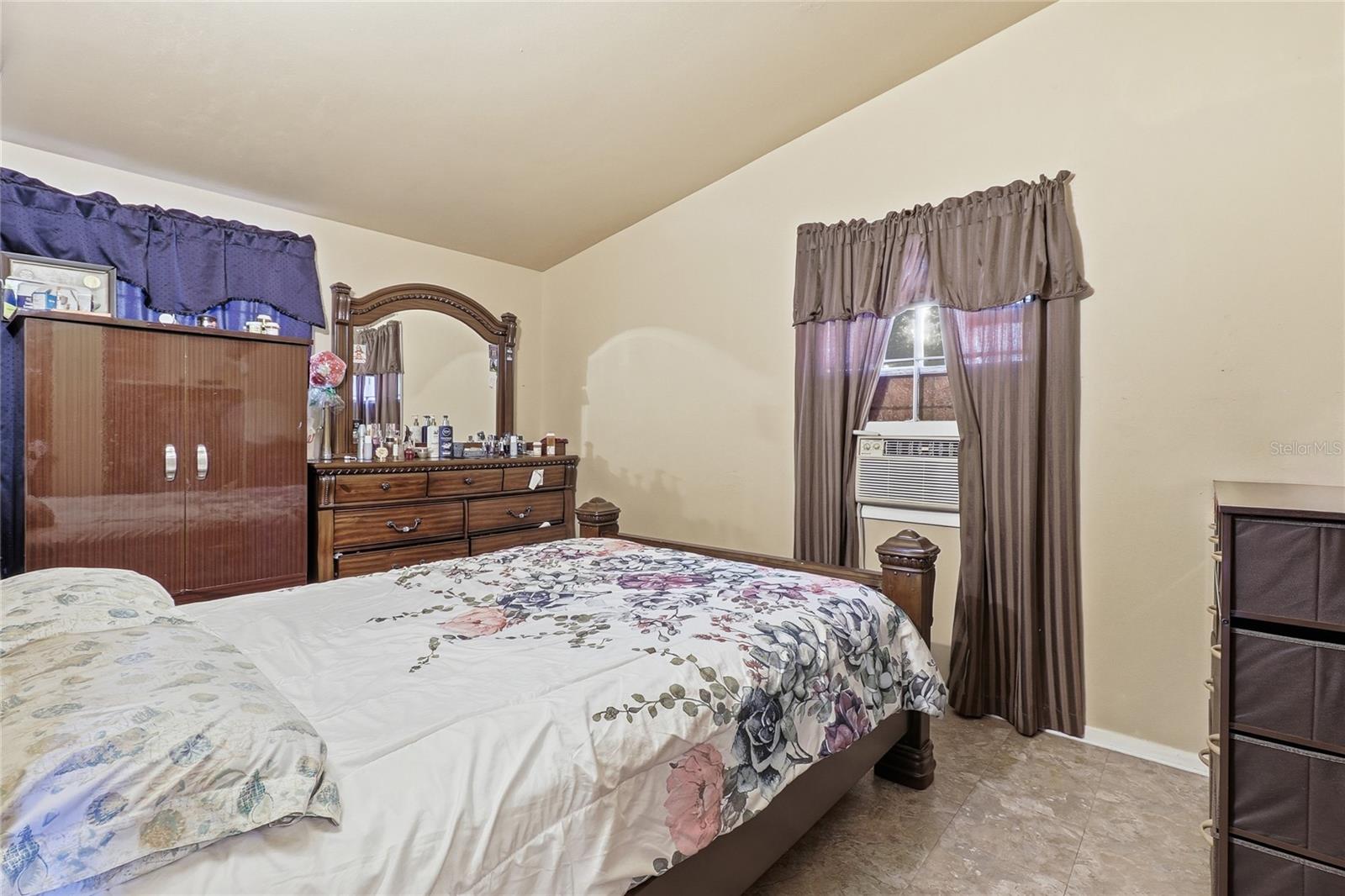 RICHLAND MANOR - Residential