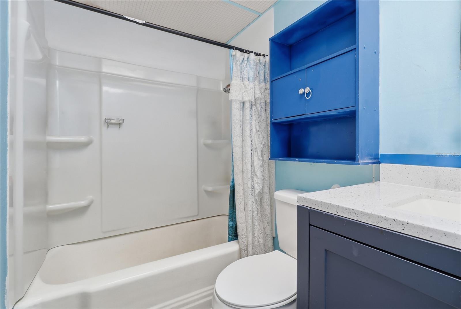 RICHLAND MANOR - Residential