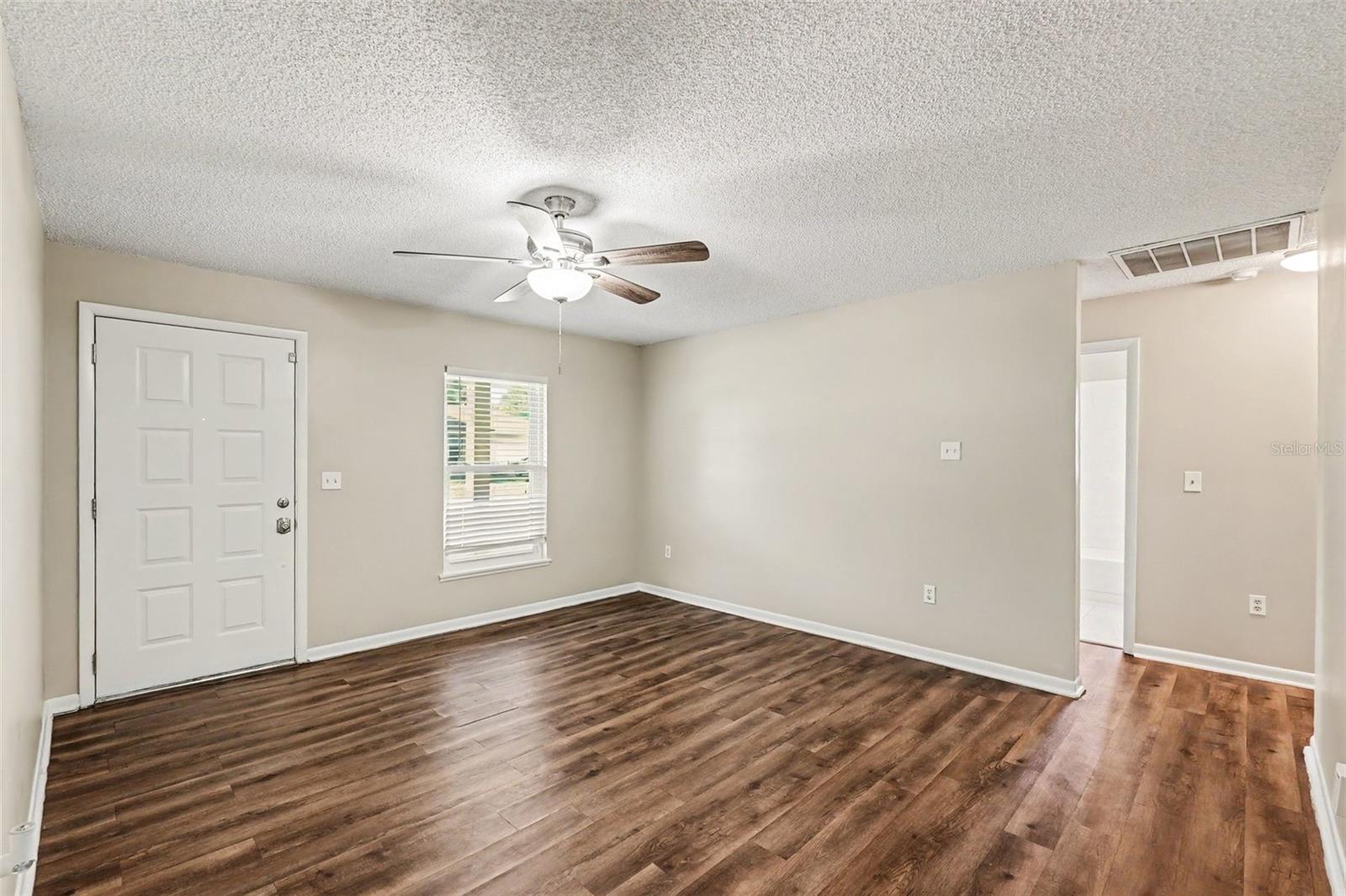 2345 NORTHVIEW DRIVE