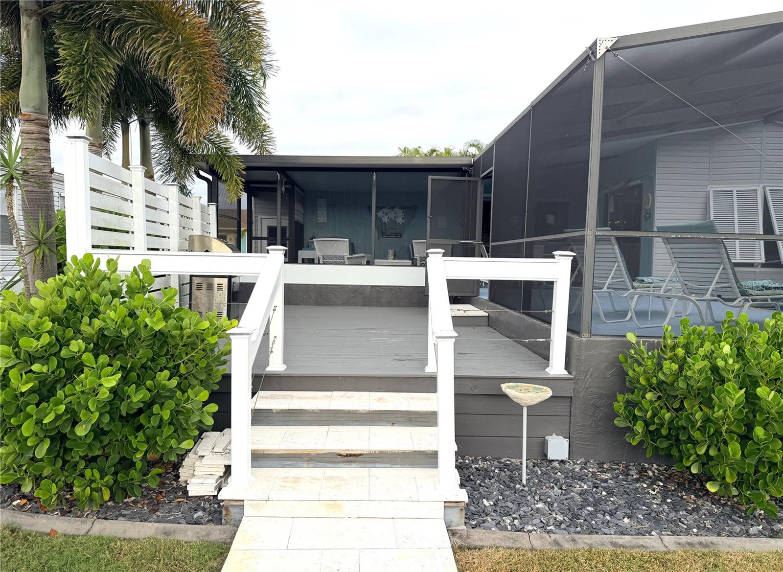 BY SEA PH 01 - Residential