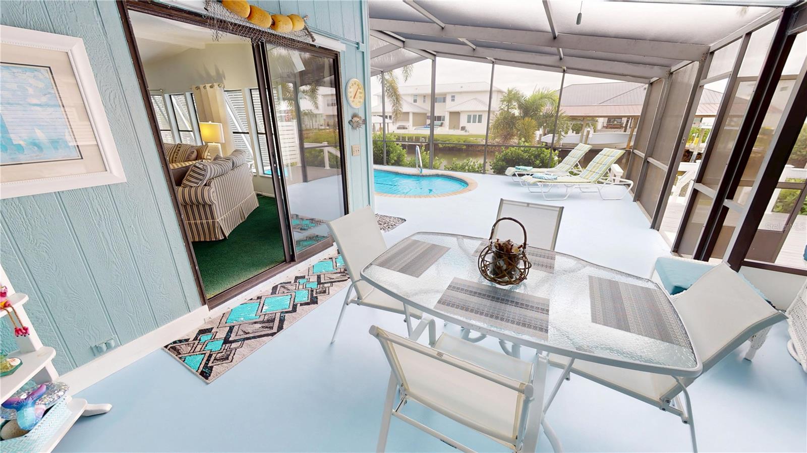 BY SEA PH 01 - Residential