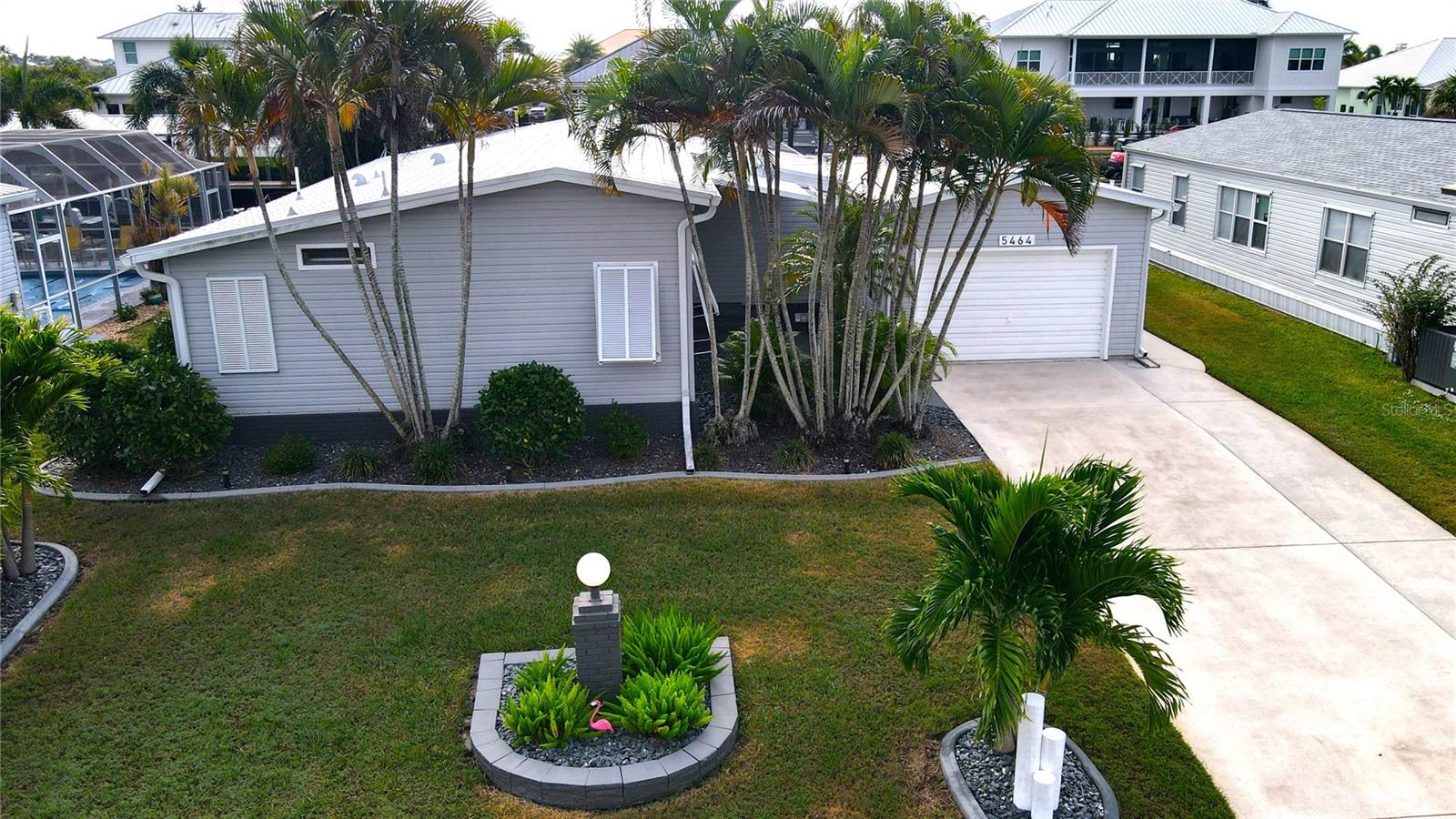 BY SEA PH 01 - Residential