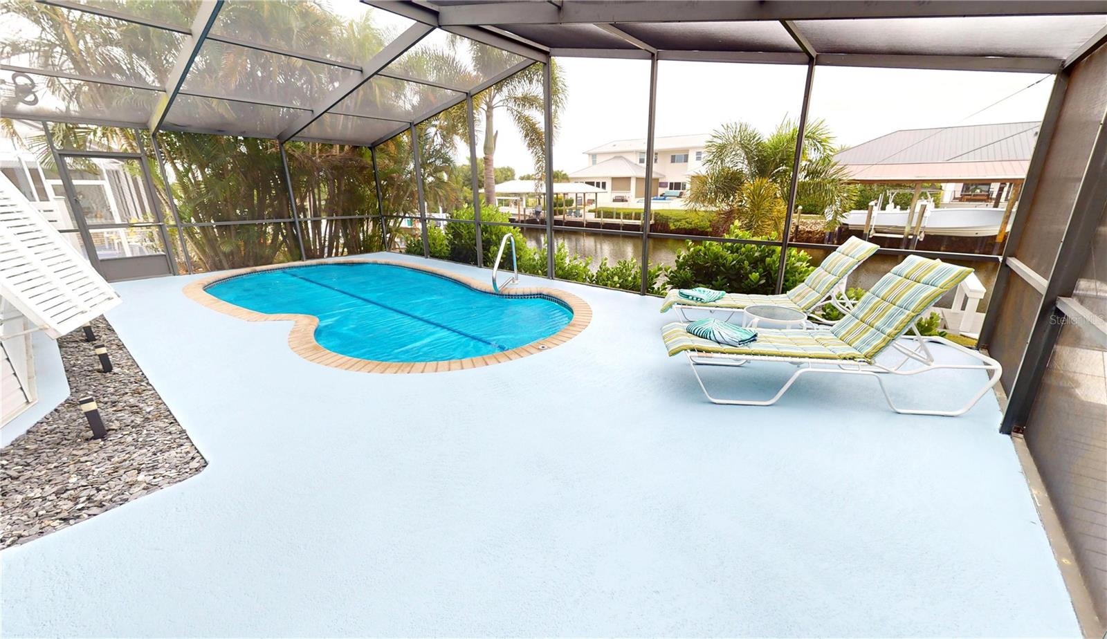 BY SEA PH 01 - Residential