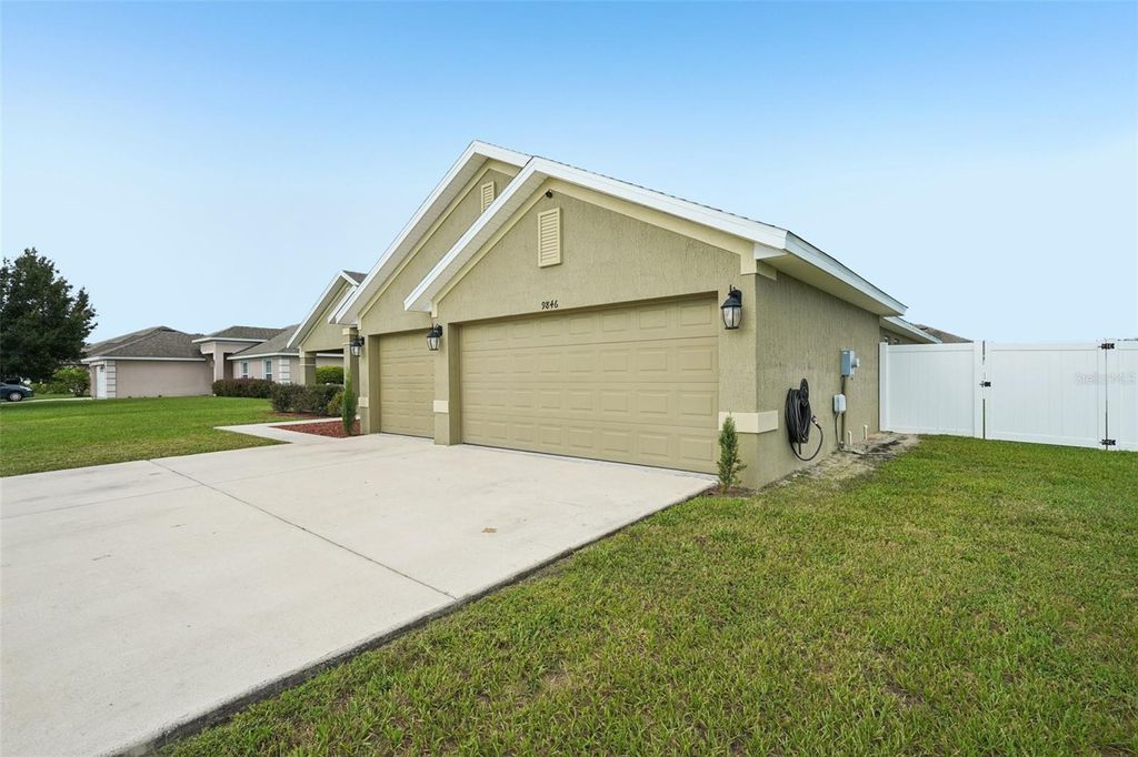 Photo of 9846 SW 55th Avenue Road, Ocala, FL 34476 (MLS # O6338766)