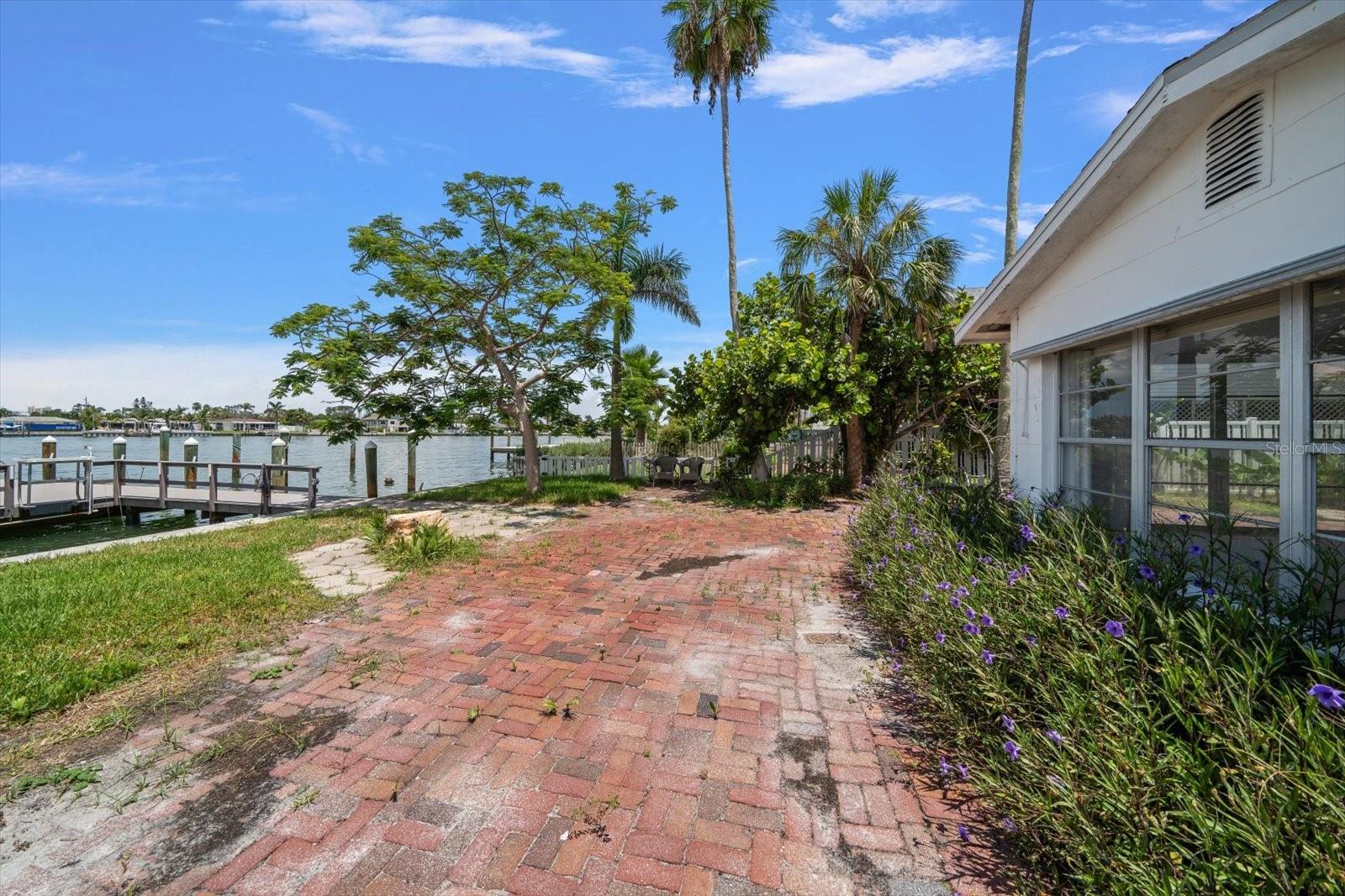 SUNSET BEACH - Residential