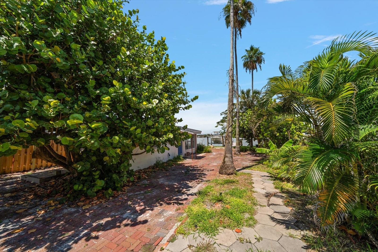 SUNSET BEACH - Residential