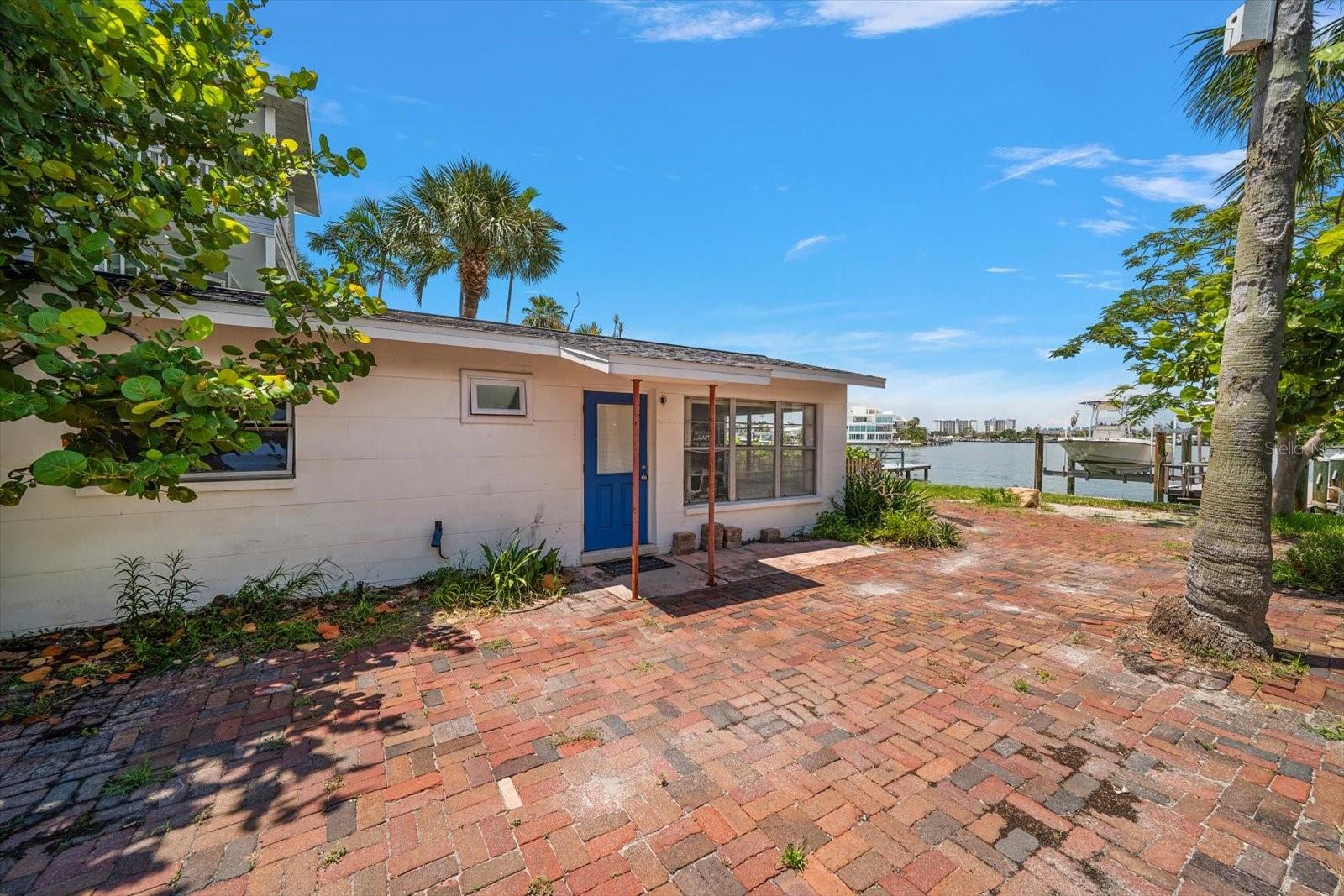 SUNSET BEACH - Residential