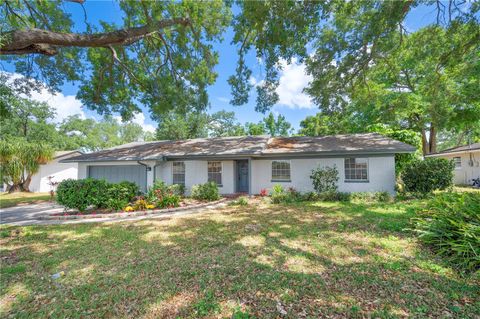 Photo of 970 14th Street NE, Winter Haven, FL 33881 (MLS # L4952173)