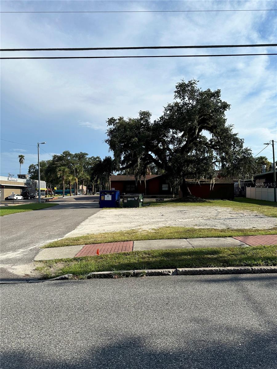 APOPKA REV - Commercial Sale