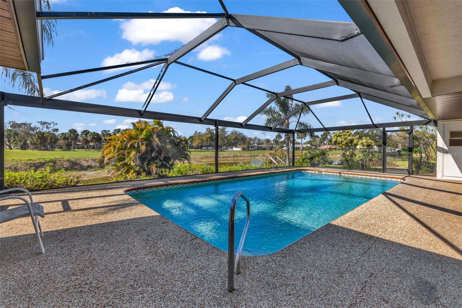 JACARANDA COUNTRY CLUB WEST VILLAGE - Residential