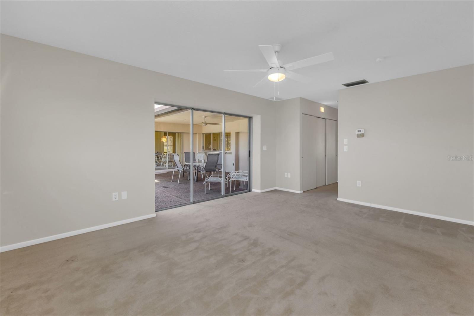 JACARANDA COUNTRY CLUB WEST VILLAGE - Residential