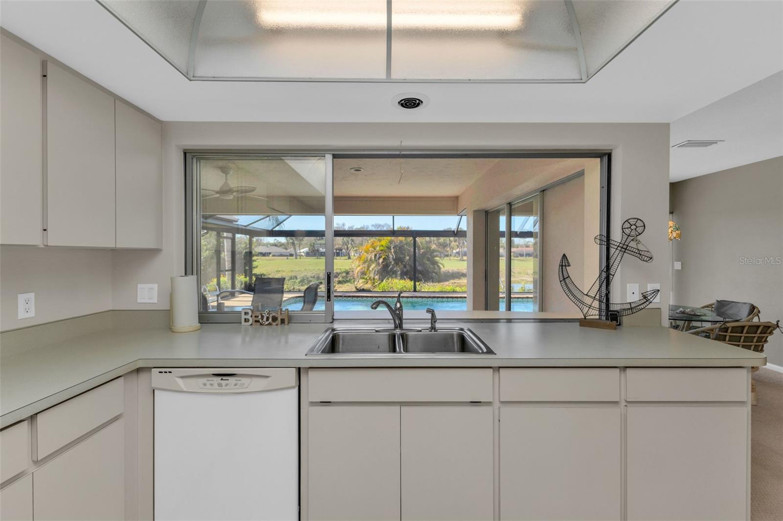 JACARANDA COUNTRY CLUB WEST VILLAGE - Residential