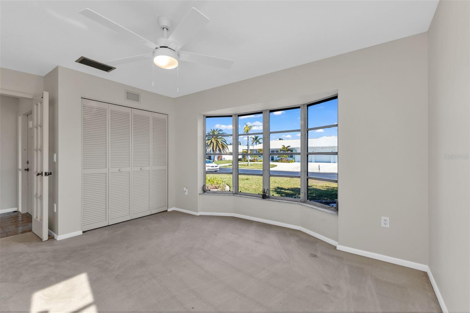 JACARANDA COUNTRY CLUB WEST VILLAGE - Residential