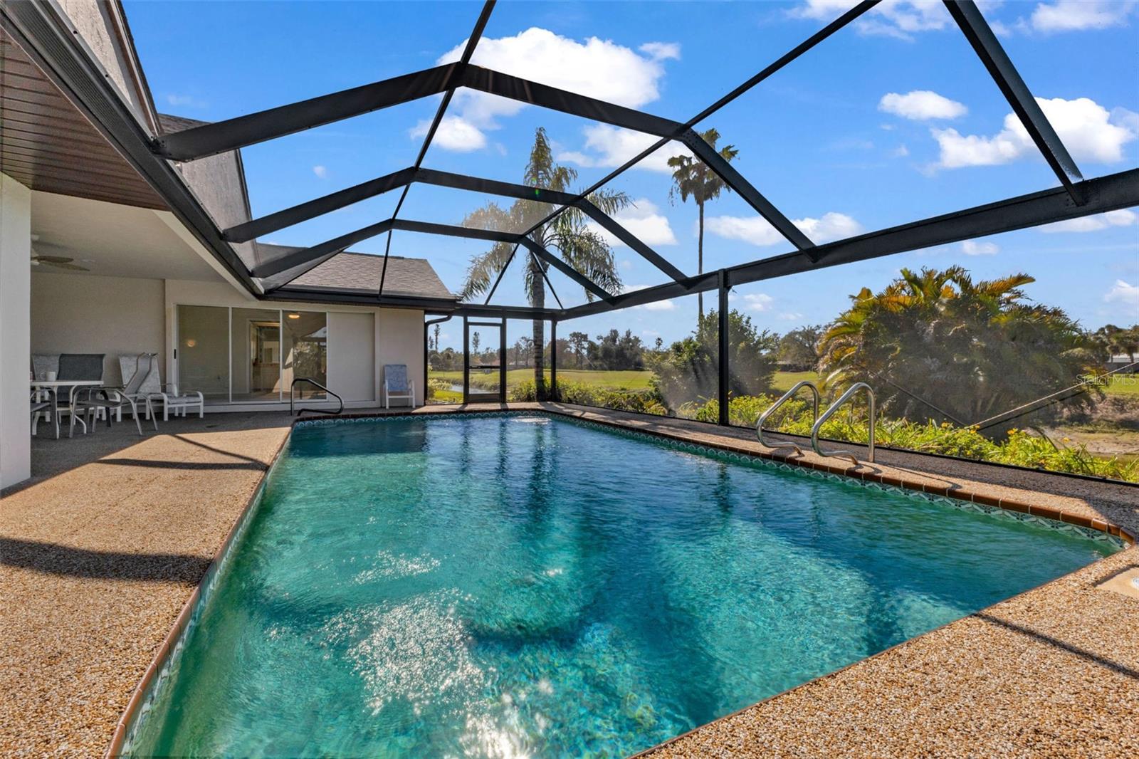 JACARANDA COUNTRY CLUB WEST VILLAGE - Residential