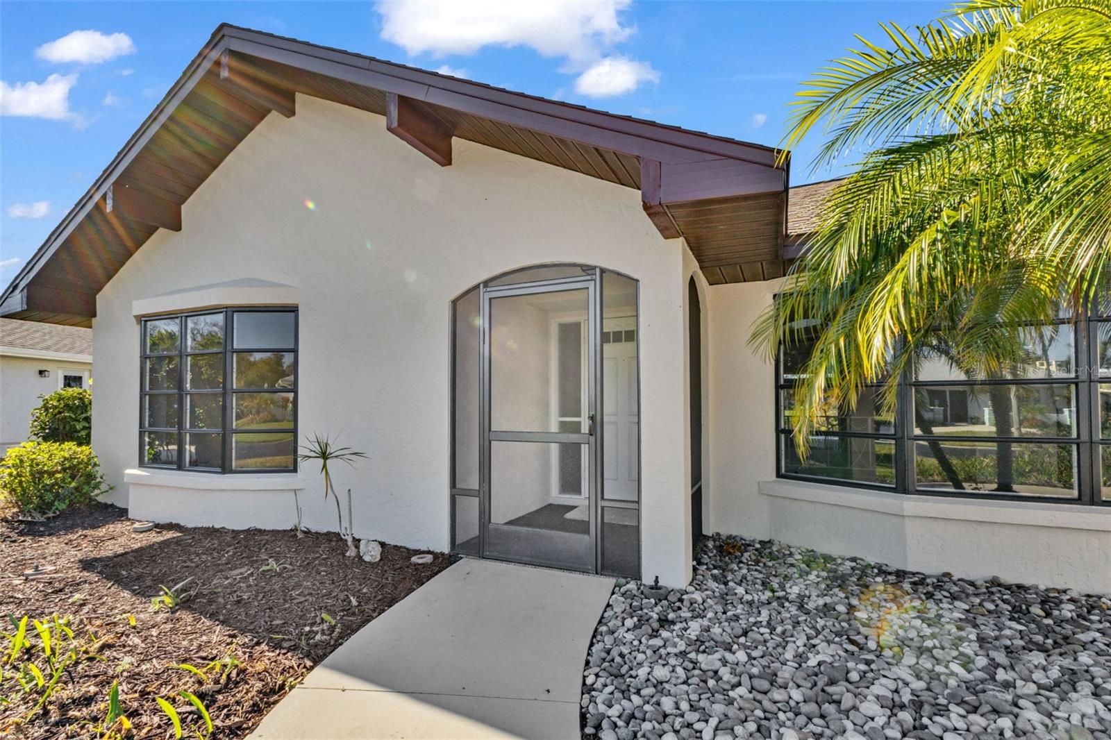 JACARANDA COUNTRY CLUB WEST VILLAGE - Residential