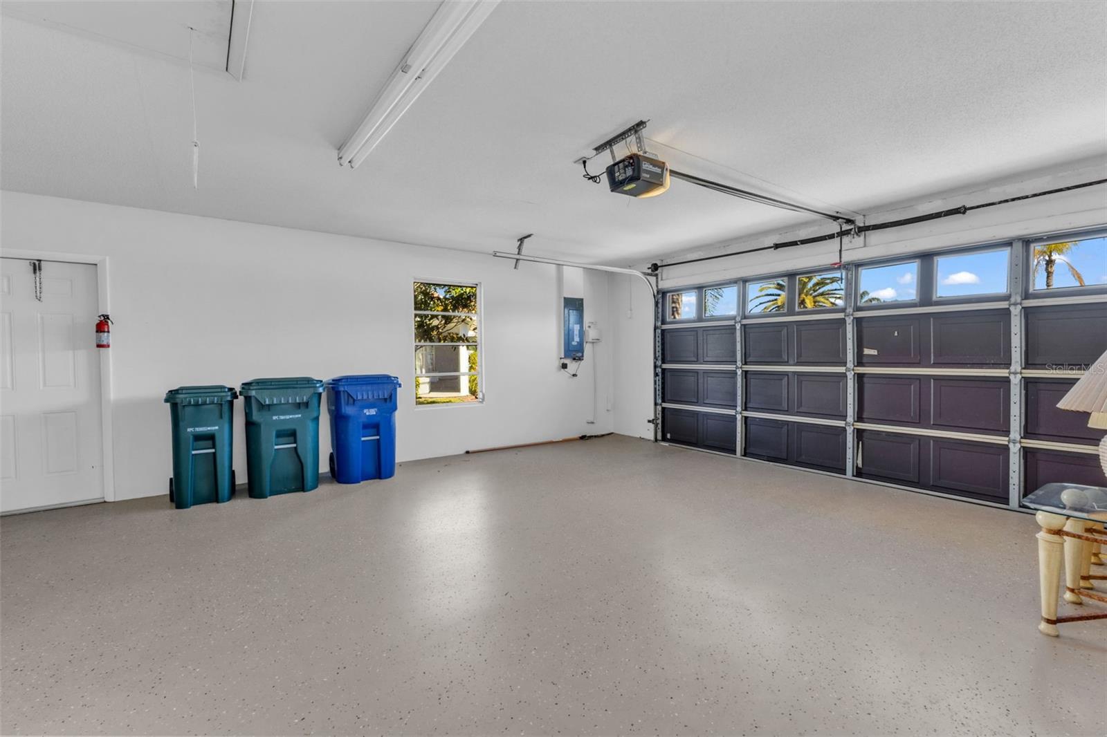 JACARANDA COUNTRY CLUB WEST VILLAGE - Residential