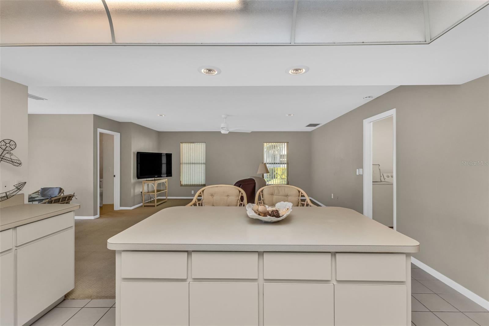 JACARANDA COUNTRY CLUB WEST VILLAGE - Residential