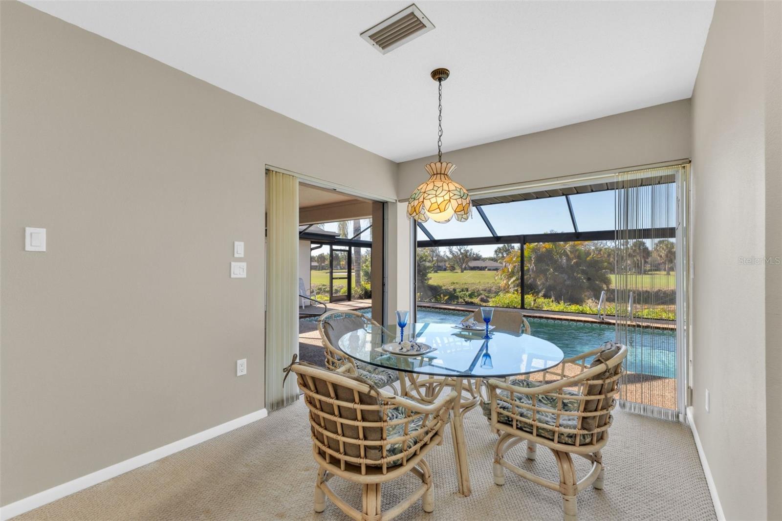 JACARANDA COUNTRY CLUB WEST VILLAGE - Residential