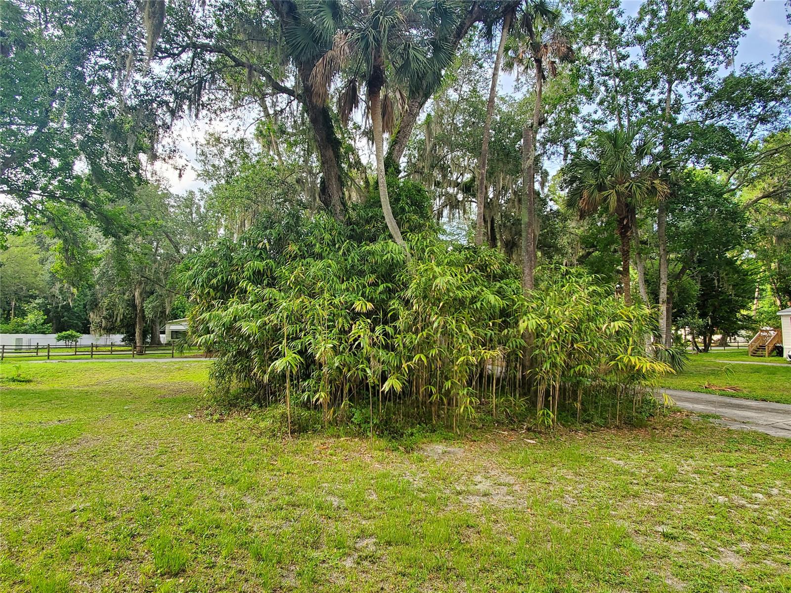 Mission Oaks Condo Ph 01-03 - Land